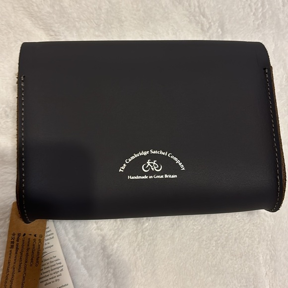 NWT! The Cambridge Satchel Company Push Lock medium crossbody. - Picture 3 of 5